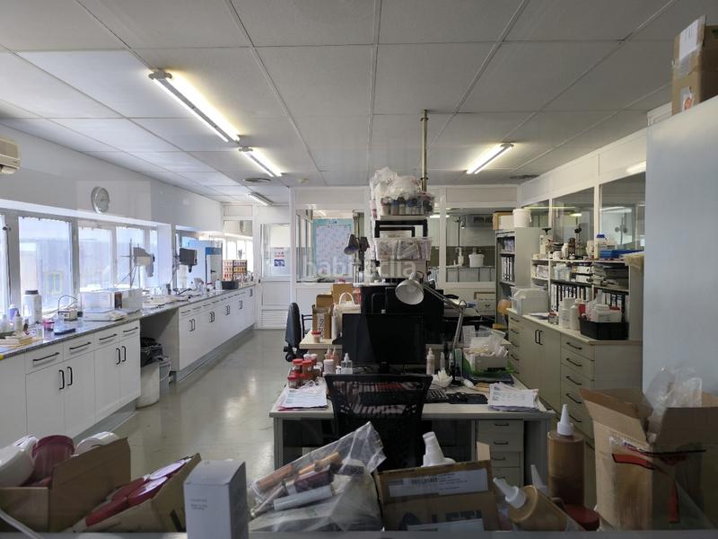 Foto 64196970-5f3c-4819-af92-5d03d4a2747d. Rent industrial building in Bon Pastor Barcelona