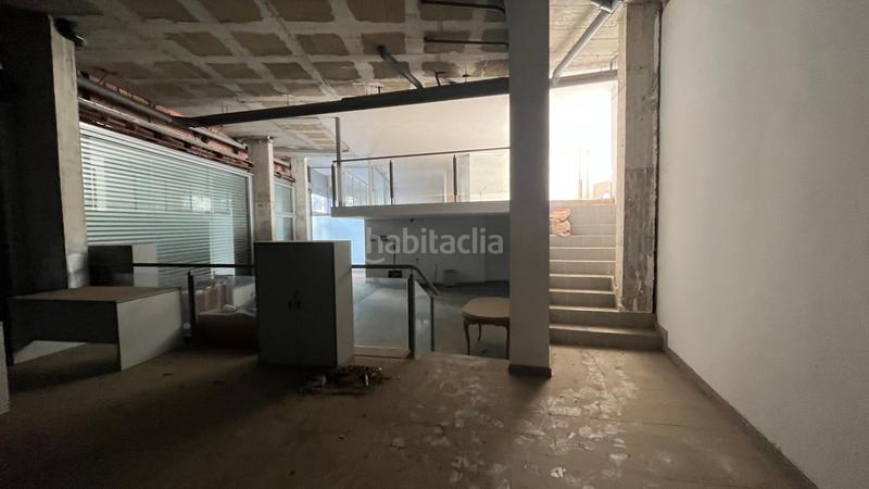 Foto bebbe2bf-2077-4c52-845b-938d85ea109a. Lloguer local comercial a valldaura 222 a Porta Barcelona