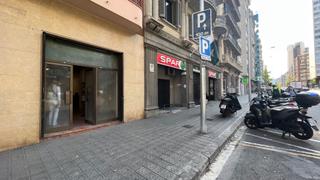 Lloguer Local Comercial a Sarria 25