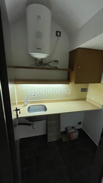 Foto c036dc94-4699-461f-aba9-a30bc6d55b6d. Alquiler local comercial en ripoll / misser ferrer 18 en Barcelona