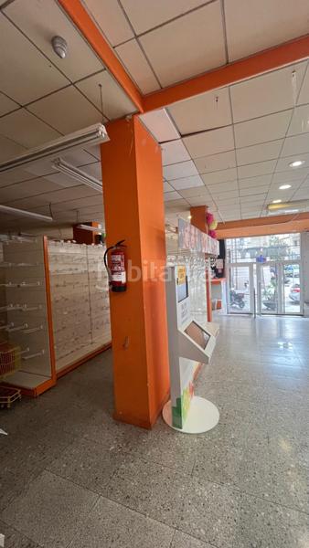 Foto 1bff6cbc-adfd-4414-a8d1-06bd9ed47a75. Local comercial en pintor fortuny 6 en Raval Barcelona