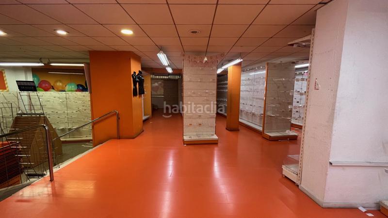 Foto c8e85386-b3e8-4f3f-8833-759c2423abcb. Local comercial en pintor fortuny 6 en Raval Barcelona