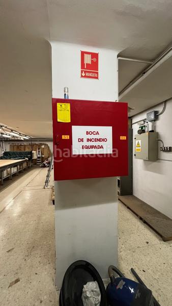 Foto 0cf671a2-5692-4219-8dd0-da51bf7f4d6a. Rent business premise in badal 58 in La Bordeta Barcelona