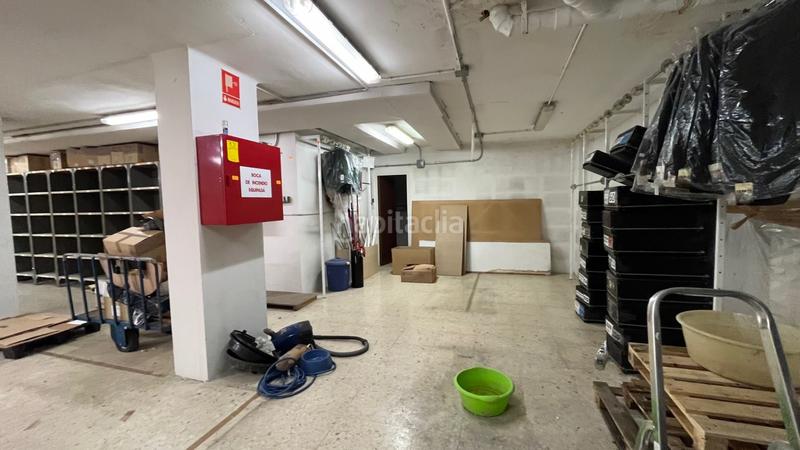 Foto 51fd9573-72b3-4f2d-a958-fa0f8da98093. Rent business premise in badal 58 in La Bordeta Barcelona