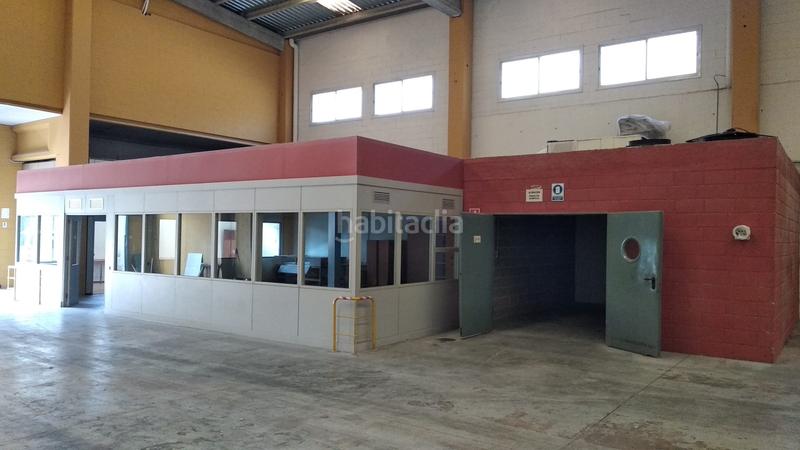 Foto 0fb14960-16d2-43e7-90e1-3e5ffae35b31. Affitto capannone industriale in poligono sud in Papiol (El)