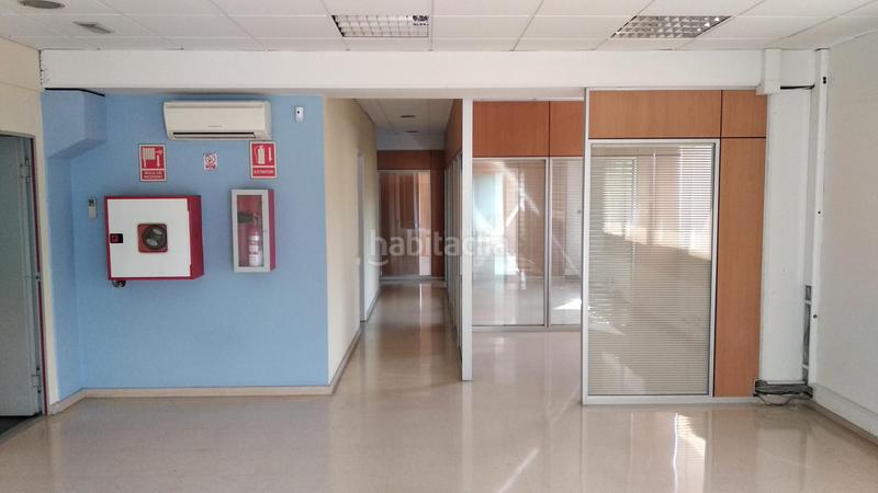 Foto 1aa3f02a-dbc8-4525-91ae-8b3cbde574dc. Affitto capannone industriale in poligono sud in Papiol (El)