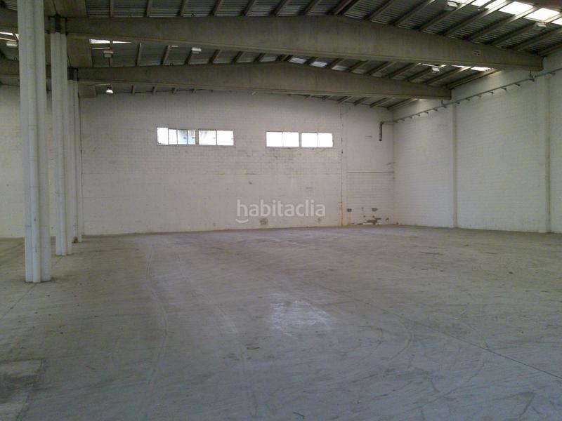 Foto ebd8db5b-2ffa-4fb0-9beb-27e7da4ad87a. Affitto capannone industriale in poligono sud in Papiol (El)