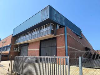 Industrial building in Poligono el pla