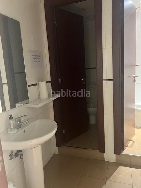 Foto aa1653d9-79e1-47f3-8a8b-f5aa7e9ea583. Local comercial a del comte de salvatierra 5-15 a Barcelona