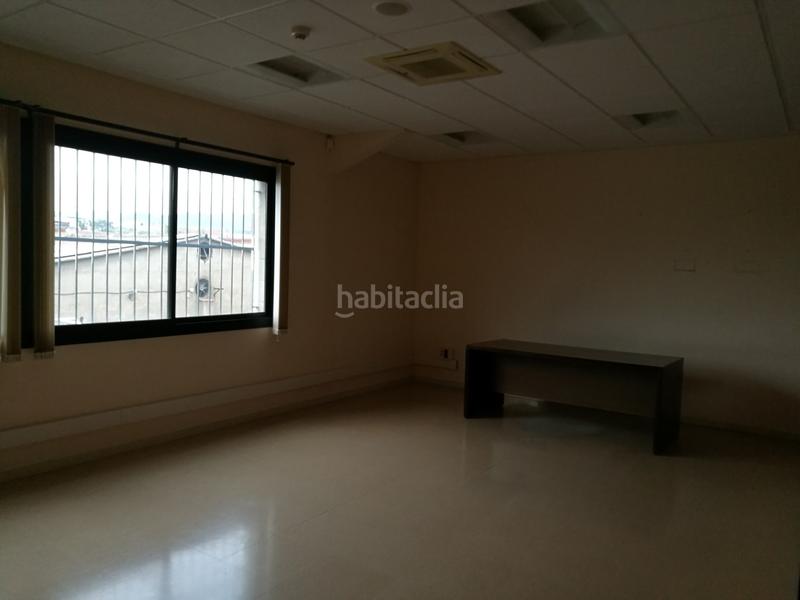 Foto 1a2a7fc9-5c62-4002-84ae-4451348a4660. Location bâtiment à usage industriel dans poligono fontsanta dans Sant Joan Despí