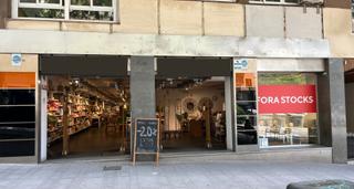 Lloguer Local Comercial a Pi i margall 102