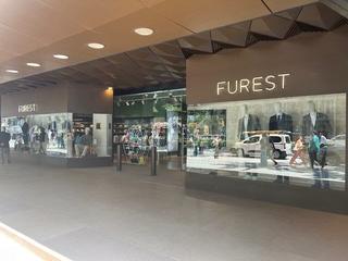 Rent Business premise in Diagonal 468