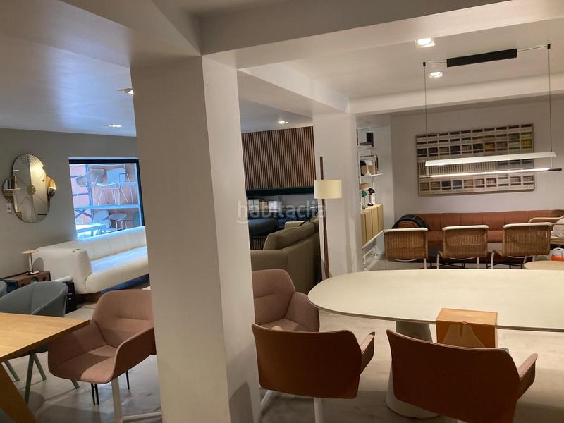 Foto c26ccee6-57ab-42fd-bc13-7df08ca93187. Traspàs local comercial a diagonal 419 a L´Antiga Esquerra de l´Eixample Barcelona