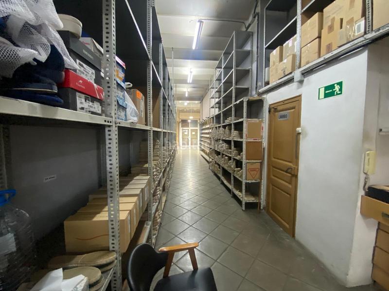 Foto 497f4468-8f7b-488c-a5bf-93382674867a. Locale commerciale in de les corts catalanes 478 in Barcelona