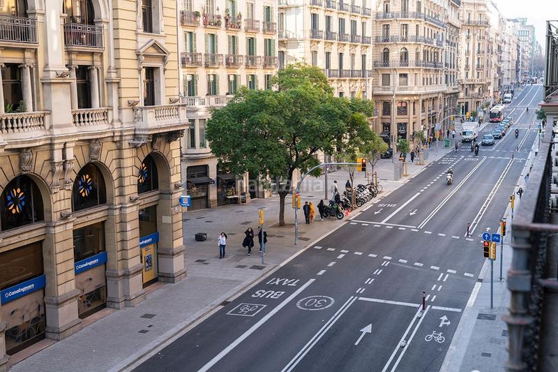 Foto 9e97f3a6-9b02-493b-9d30-c46f73c9ee38. Rent business premise in laietana in St. Pere - Sta. Caterina - El Born Barcelona