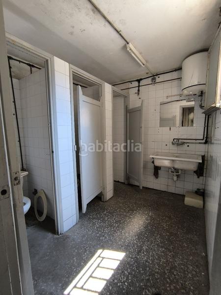 Foto e8368239-28f1-4846-b1ba-a2c2aa1e5b95. Rent industrial building in poligono carretera del mig in Hospitalet de Llobregat (L´)