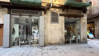 Lloguer Local Comercial a Olles 7