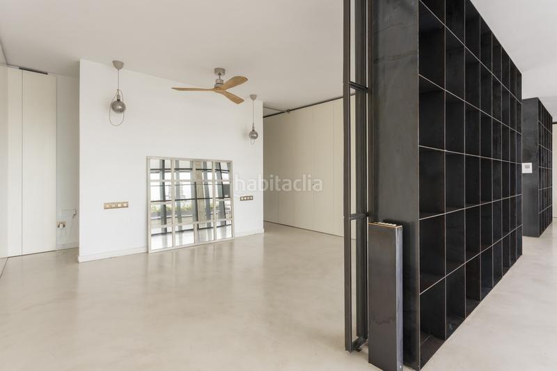 Foto 04dbf589-adae-4af2-ab5a-37ba1bace6e2. Rent office space in de roger de llúria 44 in Dreta de l´Eixample Barcelona