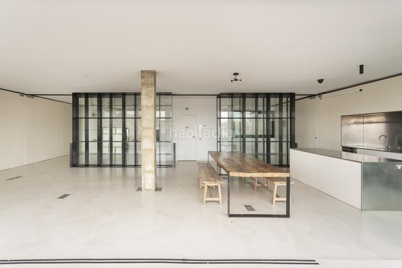 Foto 518923a2-fb5b-4e61-b708-cca3a99b3f2c. Rent office space in de roger de llúria 44 in Dreta de l´Eixample Barcelona