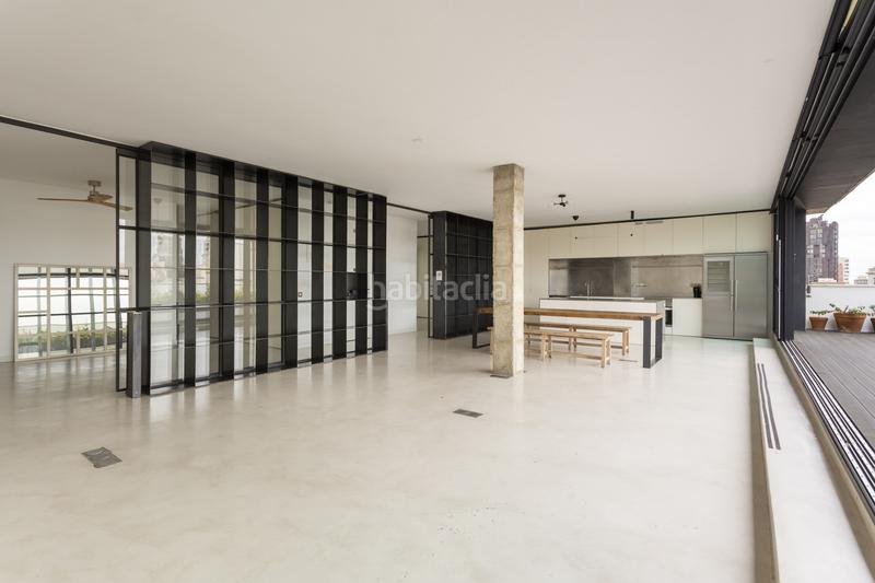 Foto b58b1535-cf00-43cc-af26-8ed9cb651441. Rent office space in de roger de llúria 44 in Dreta de l´Eixample Barcelona