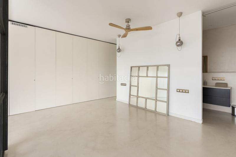 Foto bd518b4b-9587-43a3-997e-a86e3db1dac0. Rent office space in de roger de llúria 44 in Dreta de l´Eixample Barcelona