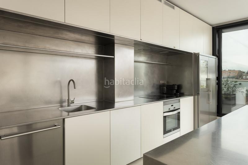 Foto d5d47c91-336d-4b5f-ba4b-fbfecd7fddbe. Rent office space in de roger de llúria 44 in Dreta de l´Eixample Barcelona