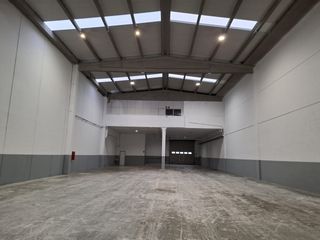 Rent Industrial building in Sant andreu de la barca