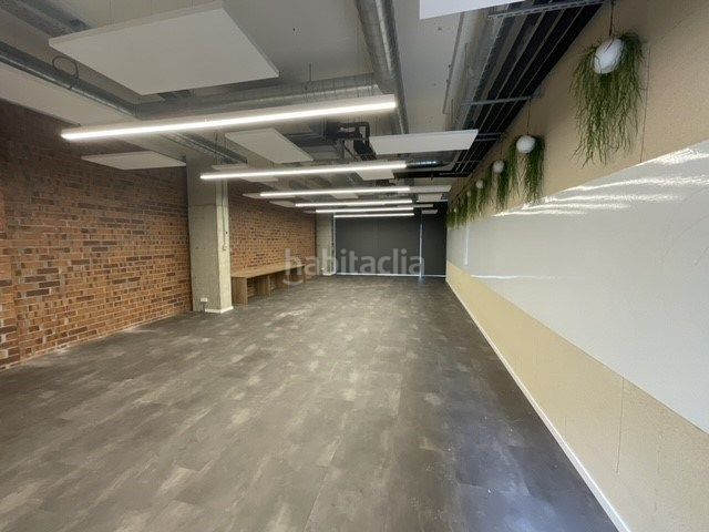 Foto 3f141dac-c72c-4c1a-8963-93acc9ca8f6f. Alquiler edificio en pallars 190 en Poblenou Barcelona