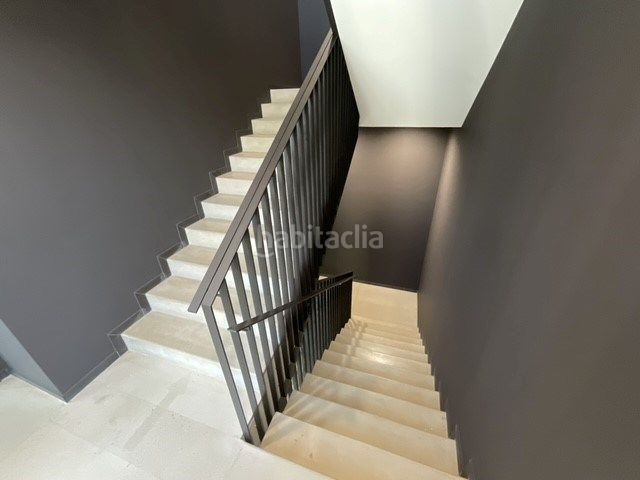 Foto 664b3c72-0151-4409-8290-f001e940a588. Alquiler edificio en pallars 190 en Poblenou Barcelona