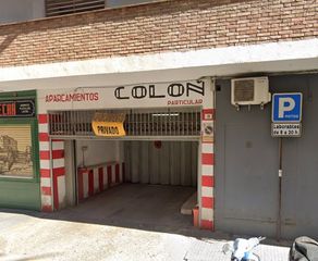 Aparcament cotxe a Martinez campos 19