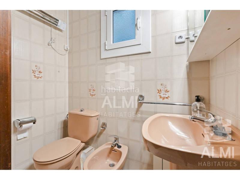 Foto aa84e401-131c-4033-9c2f-b676d5a3129f. Piso  en venta en la via favencia con la calle pablo iglesias, en la Trinitat Nova en Barcelona