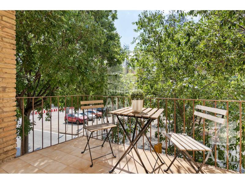 Foto bd1a2d23-5d10-4740-8060-8c1e8ff82609. Piso  en venta en la via favencia con la calle pablo iglesias, en la Trinitat Nova en Barcelona