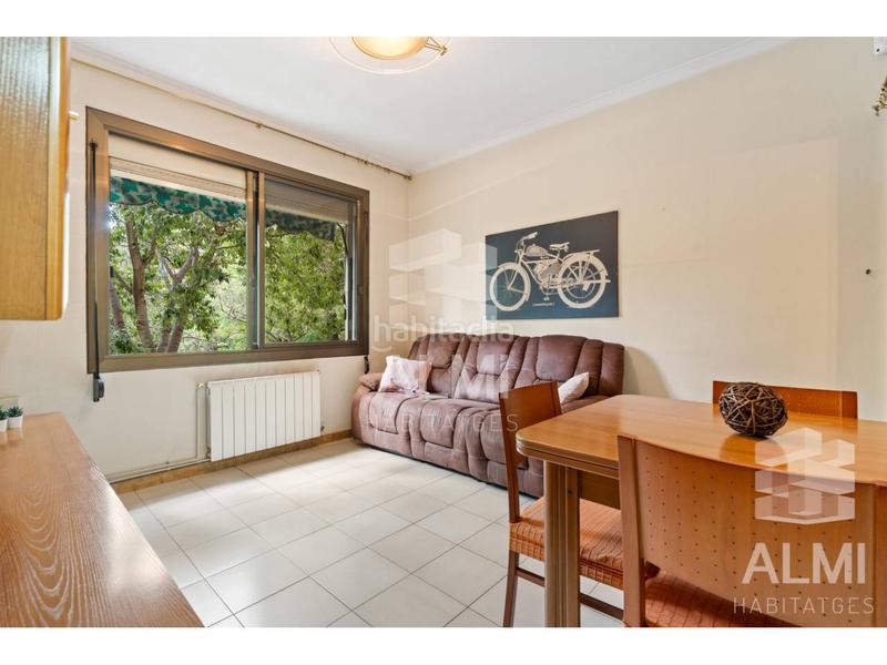Foto ede7d194-1e48-48a2-aa95-7295ea8d94d9. Piso  en venta en la via favencia con la calle pablo iglesias, en la Trinitat Nova en Barcelona