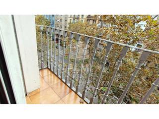 Rent Flat  Comte d´urgell. Se alquila piso en la calle comte urgell con la calle sepulveda
