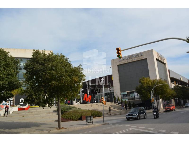 Foto 5450320a-f1eb-4575-b756-b7bc11db2c8e. Affitto attico con riscaldamento piscina in Bon Pastor Barcelona