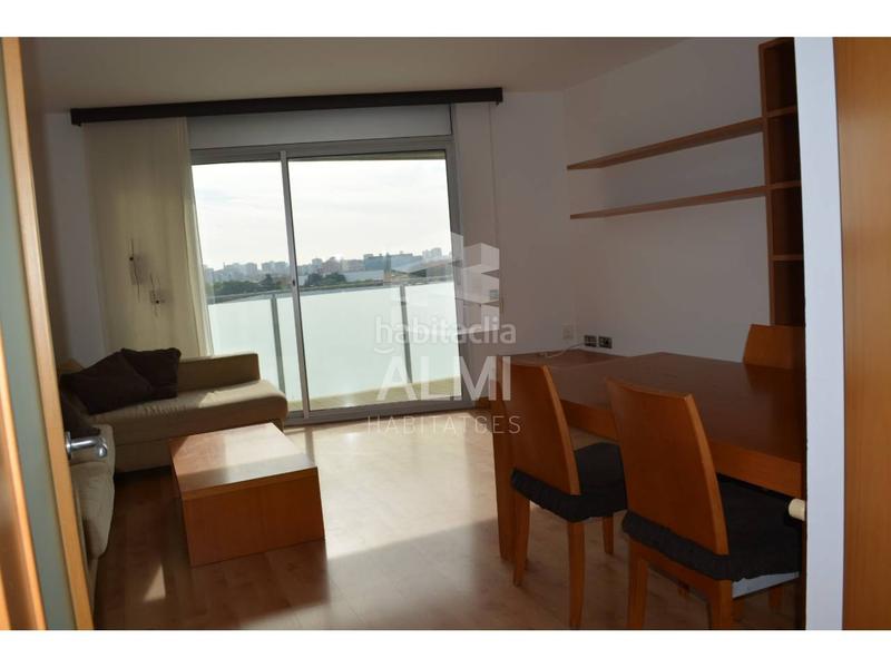 Foto 9a405c50-f43a-4554-b34b-fca441cd72f5. Affitto attico con riscaldamento piscina in Bon Pastor Barcelona