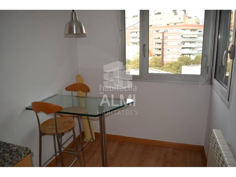 Foto b13ce20a-8163-416b-a815-fcbdc4a174ce. Affitto attico con riscaldamento piscina in Bon Pastor Barcelona