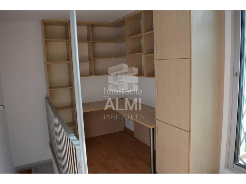 Foto 6e7fadb4-0b13-4992-b33b-48b4a8a5fcf0. Rent penthouse with heating pool in Bon Pastor Barcelona