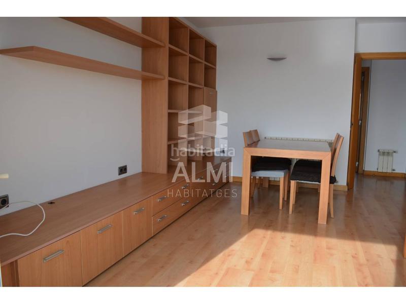 Foto f4e33fcf-cbe3-4a90-ae0b-a9d79668b24f. Rent penthouse with heating pool in Bon Pastor Barcelona