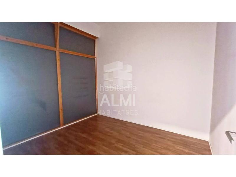 Foto 3d37257b-ebce-46df-801c-d9d9623a1b64. Location local commercial dans Sant Andreu de Palomar Barcelona