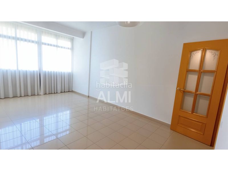 Foto 40ec2a7c-bf6d-43d2-92be-3370e83bd3bd. Pis amb aparcament a Sant Andreu de Palomar Barcelona