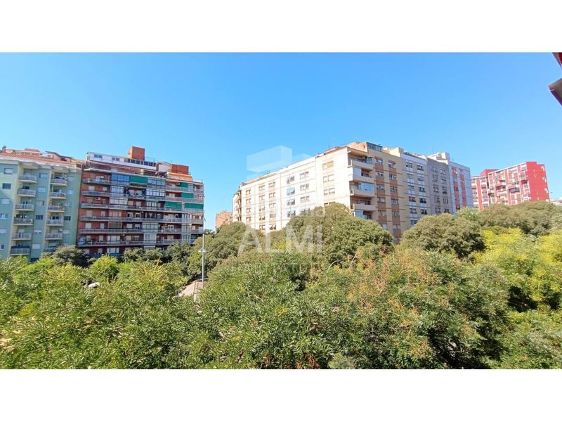 Foto 4c107de1-3993-4157-9216-8766119311f8. Pis amb aparcament a Sant Andreu de Palomar Barcelona