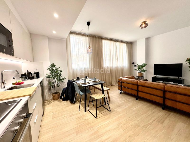 Foto 3630260d-bd8b-40bd-885d-660d1a2c5328. Pis amb calefacció a Poblenou Barcelona