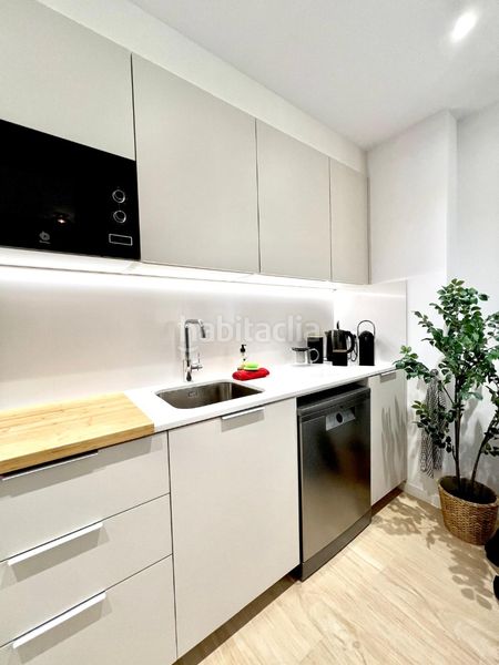 Foto 8ba24a21-7a52-40ae-9a3a-ecb8d8868403. Pis amb calefacció a Poblenou Barcelona