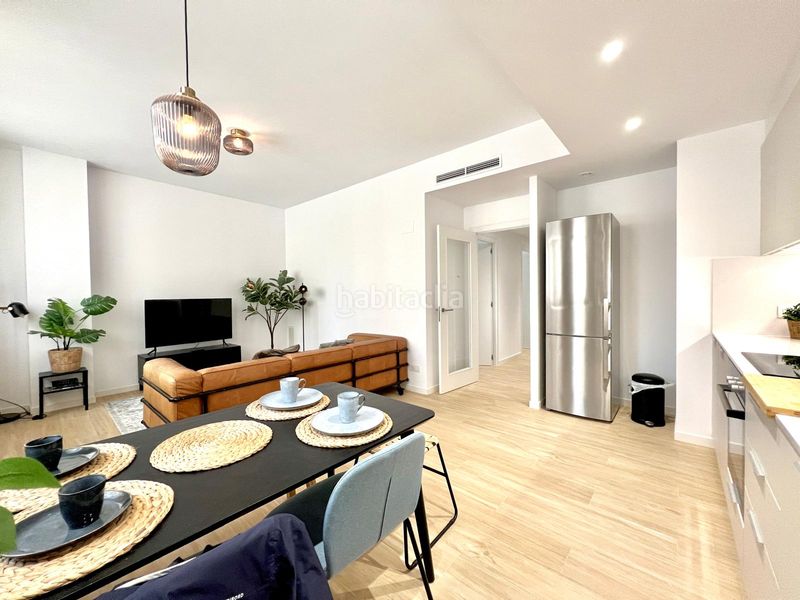 Foto cbe1117e-827a-4ea4-9145-796cae7de056. Pis amb calefacció a Poblenou Barcelona