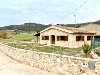 Casa en Carrer major, 1. Masia de nueva construcción