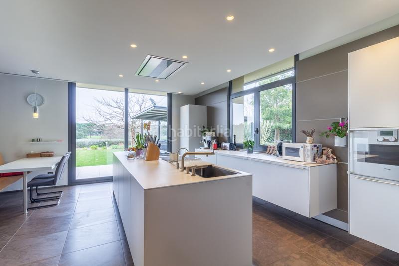 Foto 4470ee7e-6479-4cb8-871e-09386932f8d3. Xalet amb calefacció a Peralada