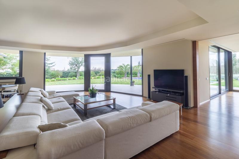 Foto 4e092b82-bff9-4e75-ba29-8d55d724ab84. Xalet amb calefacció a Peralada