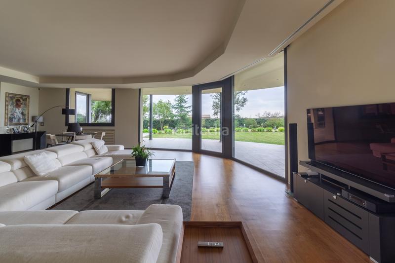 Foto b89ae90b-b81d-46f6-b3fb-5498e758d590. Xalet amb calefacció a Peralada