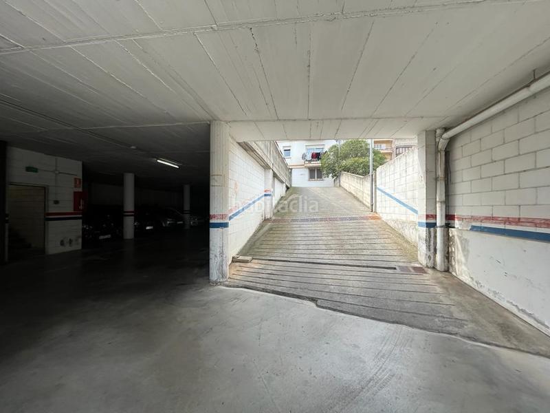 Foto 3409f9ec-6be6-4347-982d-ce9d5d663d91. Aparcament cotxe a Centre Figueres